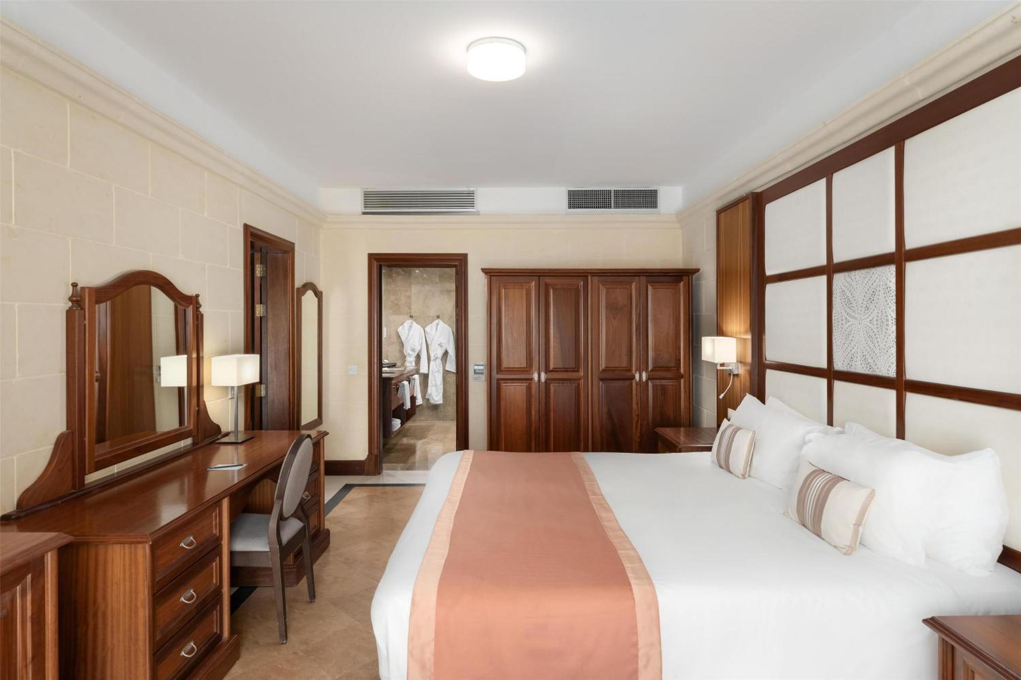 Kempinski Hotel San Lawrenz Екстериор снимка